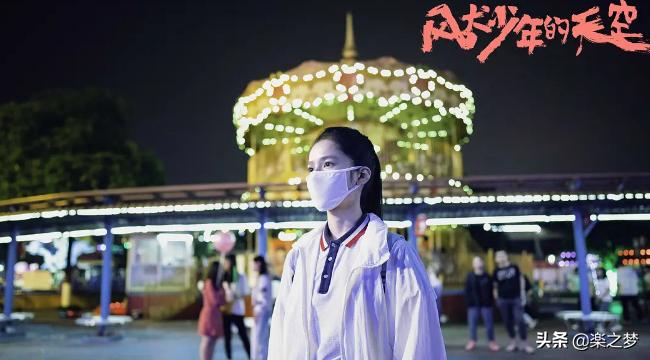 周依然和张宥浩是一个公司么,周依然张宥浩还原涉海名场面