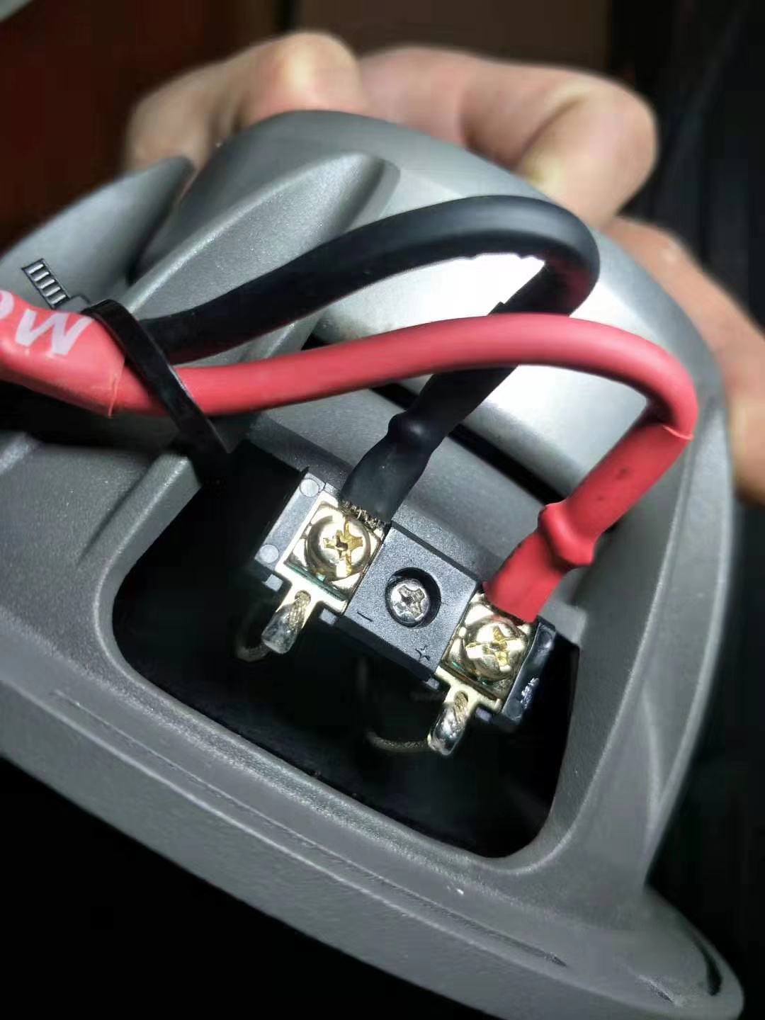 斯柯达明锐17款中控改家用音响,斯柯达音响改装