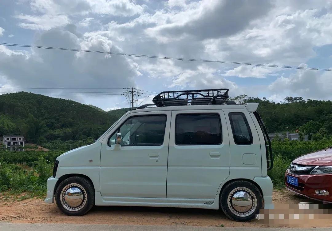 昌河铃木北斗星改装收音机,铃木北斗星露营改装案例