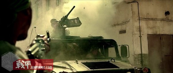 美国黑鹰战机坠落视频,黑鹰坠落最震撼视频