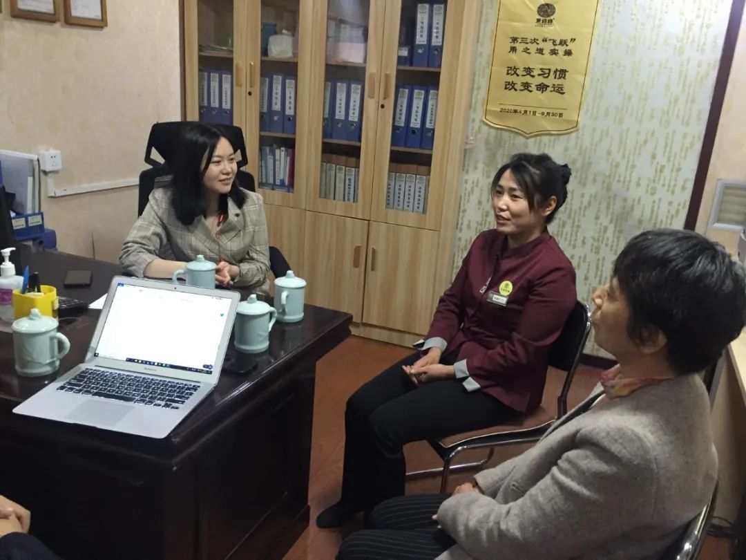 方太集团方太大学老师莅临甬妈妈参观采访