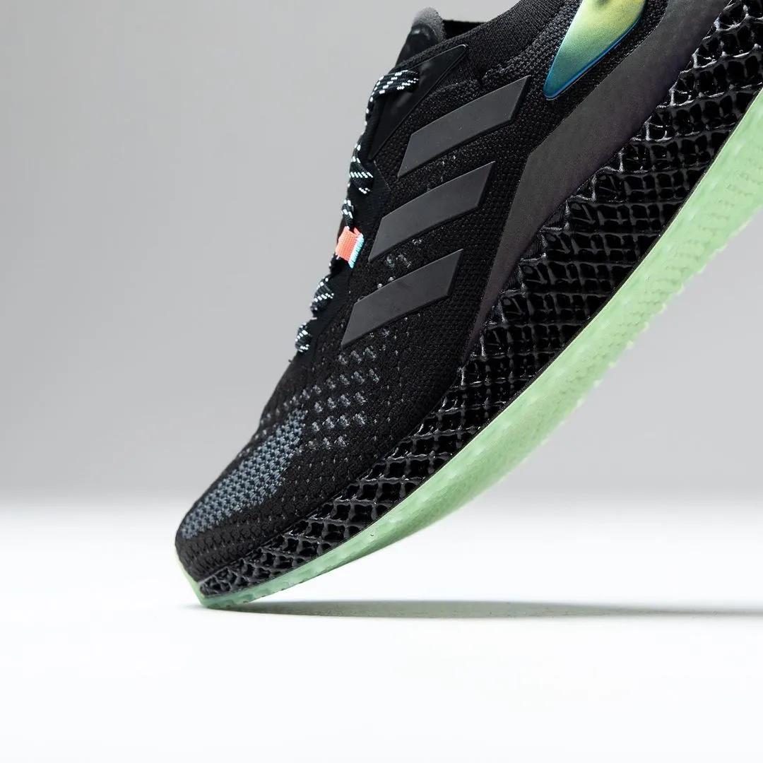 从颠覆想象到习以为常,adidas4D跑鞋的过去现在与未来
