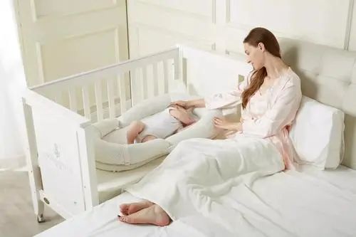 孩子只找保姆让妈妈走开怎么办,孩子只认姥姥哄睡不认妈妈怎么办