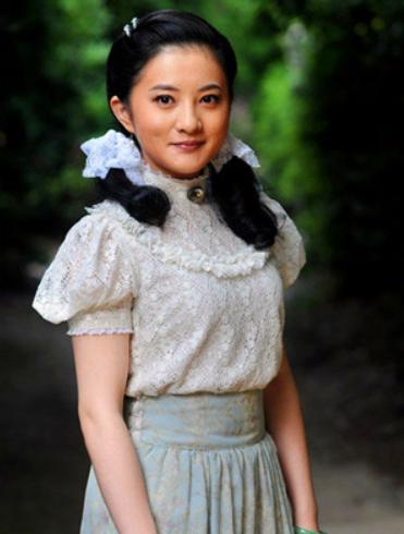 琼瑶御用童星金铭,金铭小时候被琼瑶选中