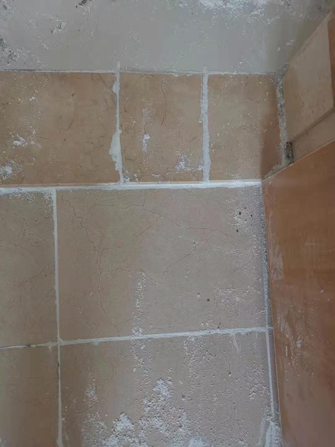 卫生间地板冒水是怎么回事,卫生间地漏冒水怎么解决