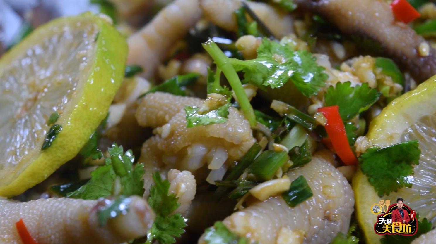 鸡爪这样做酸辣爽口吃起来真过瘾,鸡爪这样做香辣入味好吃又下饭