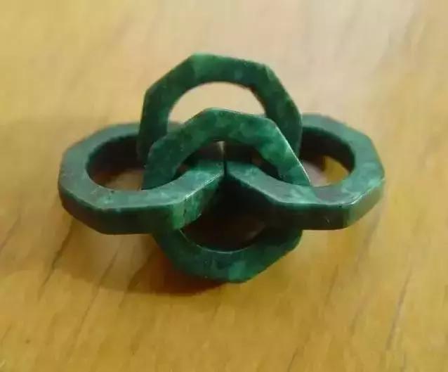 新手推荐的几种文玩,这九种文玩不能碰