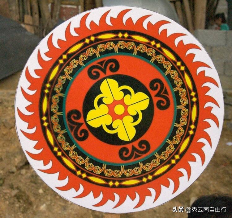 来云南感受彝族特色民族文化,云南彝族的文化和风土人情