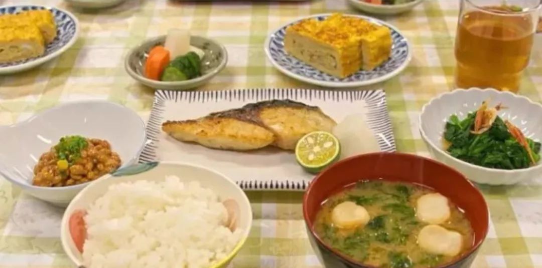 适合吃饭看的下饭神剧,宝藏下饭剧