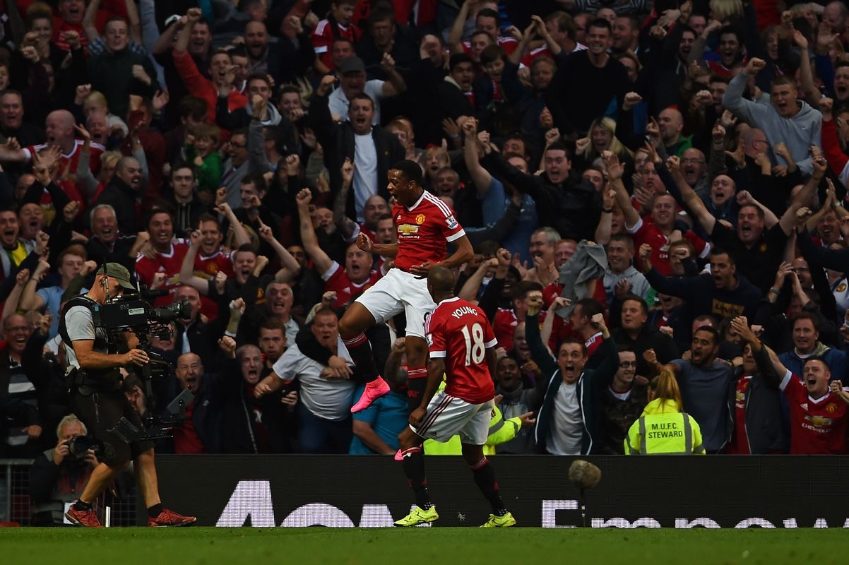 不能接受！拒绝队友被曼联挖角，马内用行动诠释何为“宿敌”