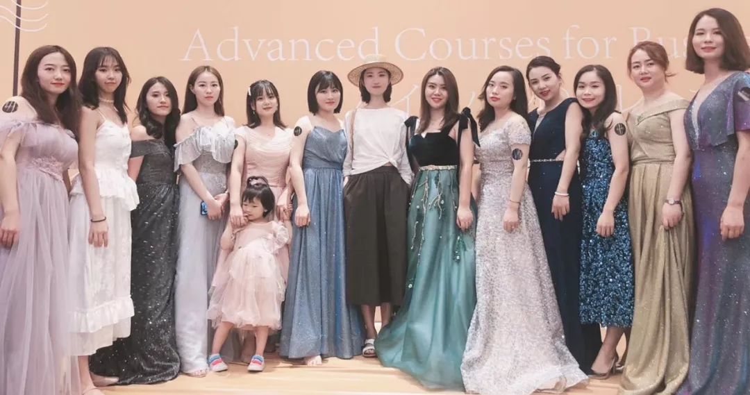 鐪熶汉涓撹,鐪熶汉閲囪