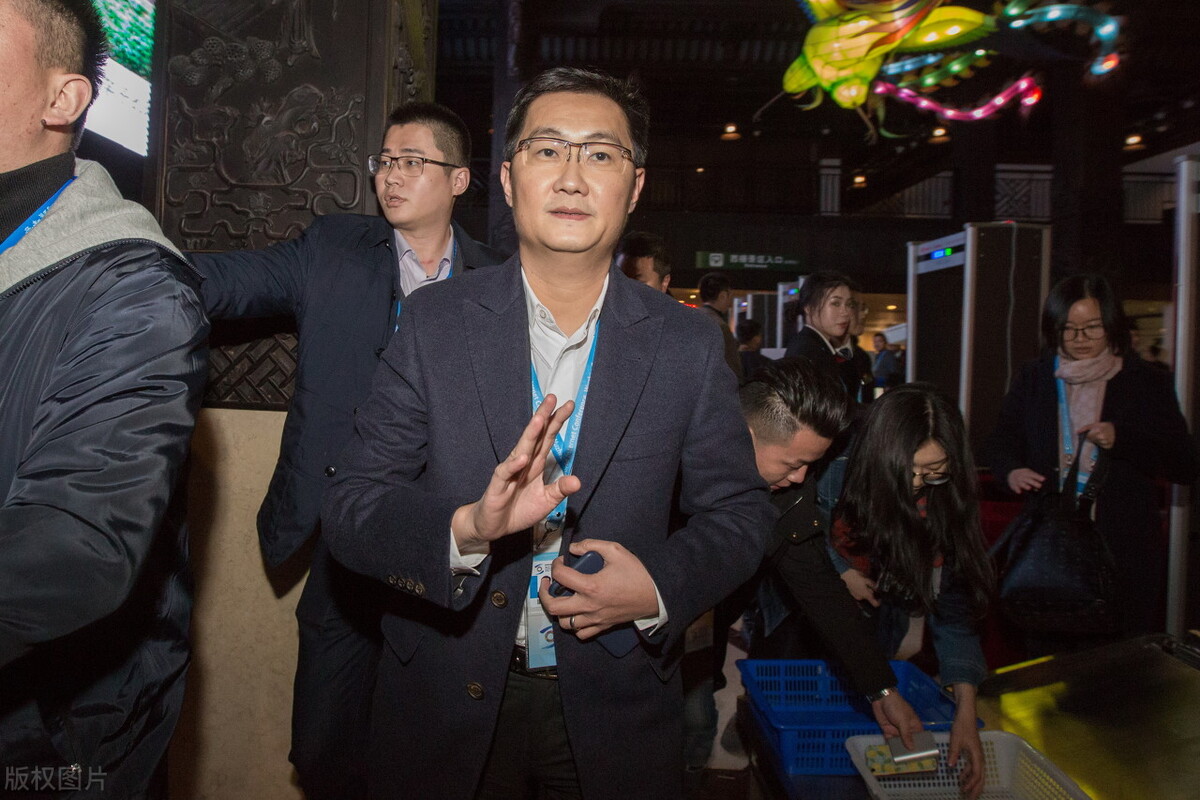 腾讯又砸500亿要跟我们“共同富裕”,这大手笔背后透露出什么?