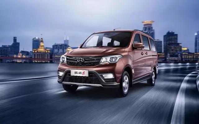 最经济实惠的大面包车有哪些,目前最好的客货两用面包车