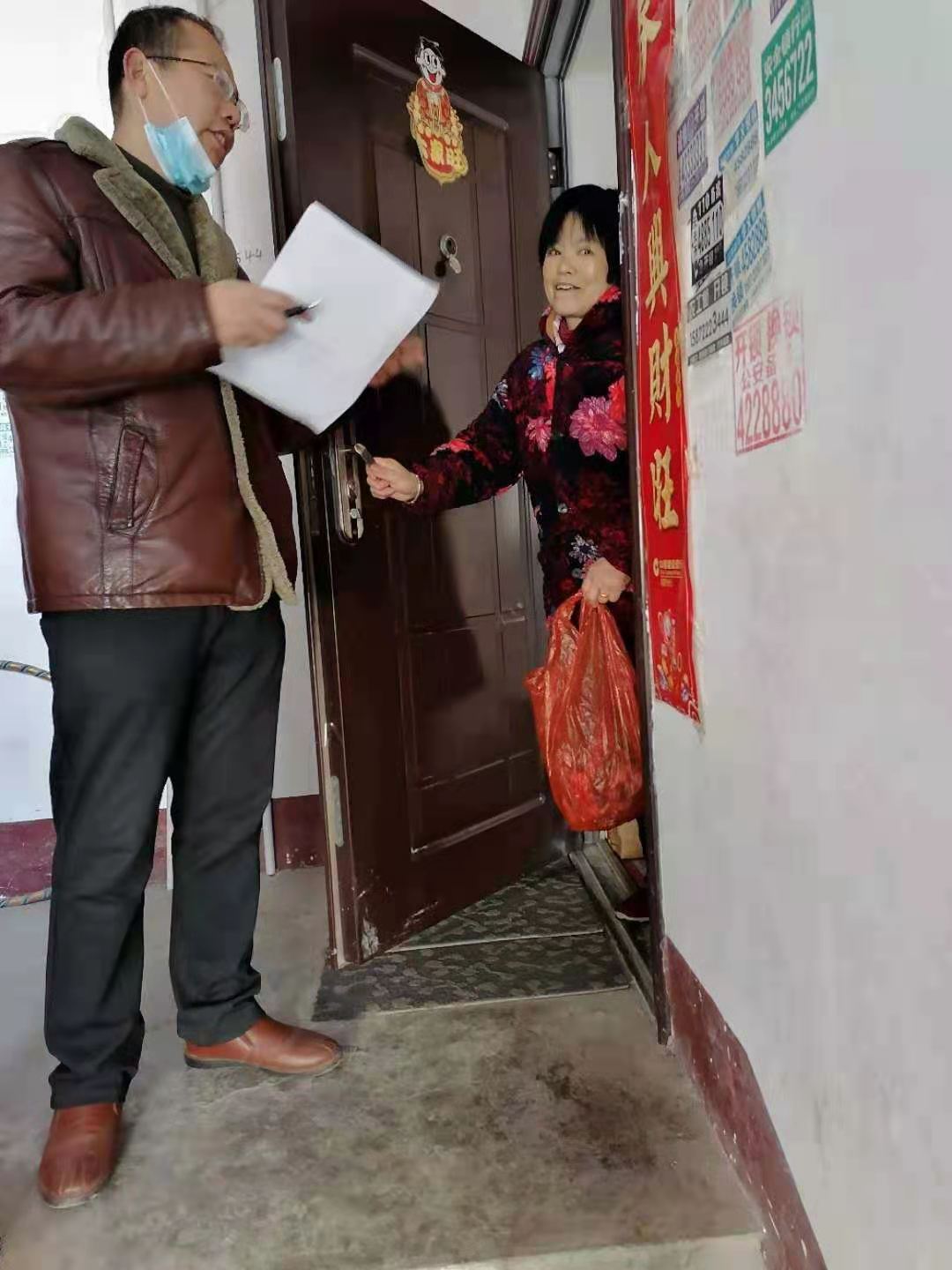 富亿小区：清洁环境，温暖民心