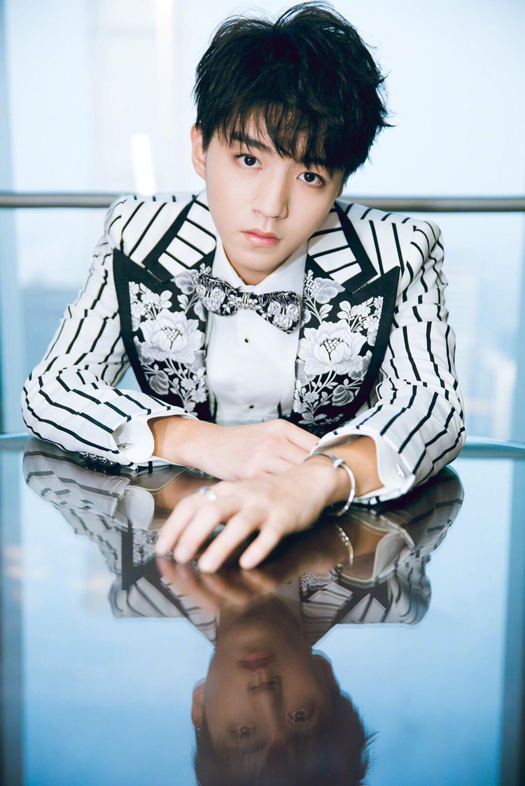 演员之路从来不会简单王俊凯,对于王俊凯来说当艺人难吗