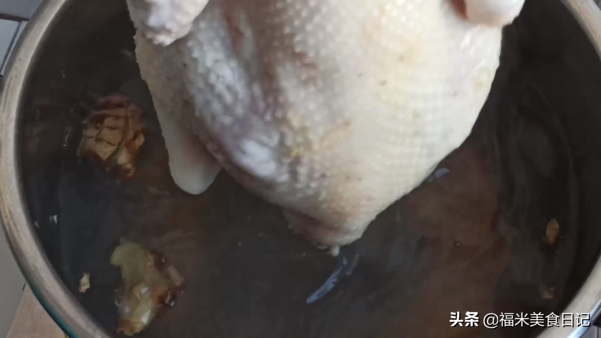 白切鸡浸鸡做法,广东正宗白切鸡浸熟法