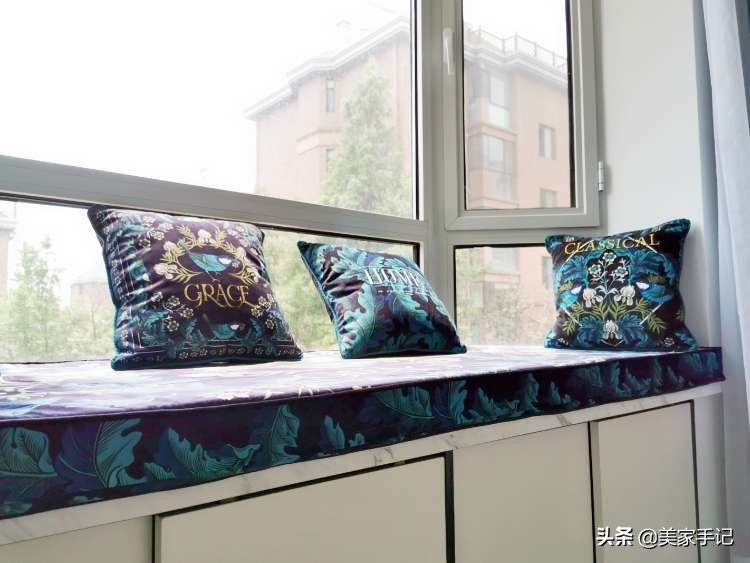 沙发不靠墙摆放书柜效果图,客厅沙发不靠墙的书柜