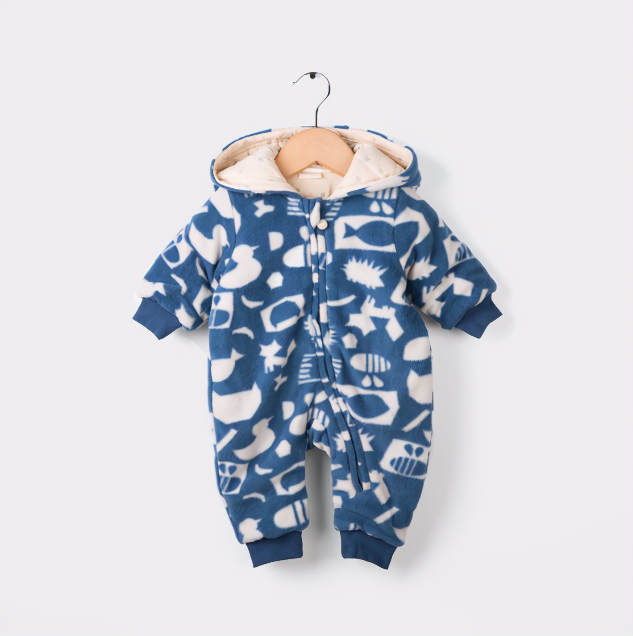 七八个月宝宝连体衣薄款,夏天的宝宝穿连体衣要穿打底吗