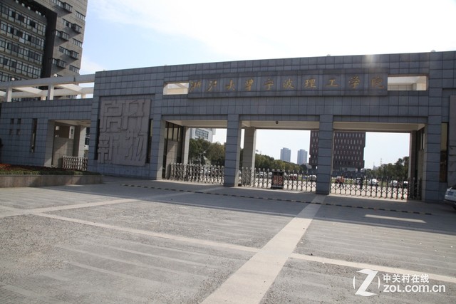 《Nature》论文足以奠定学术江湖地位,郝治伟为何选择当公务员