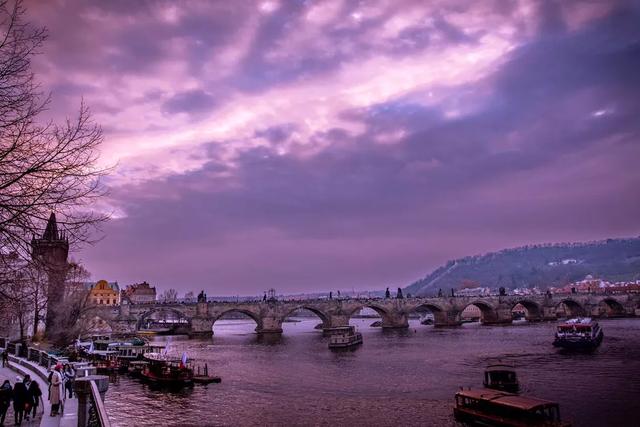 捷克布拉格好玩吗,捷克布拉格一天一夜怎么玩