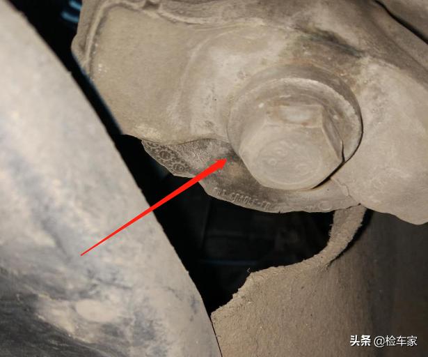 2万公里贬值80多万,45万买辆V8+6.4L的JEEP大切诺基SRT还值吗?