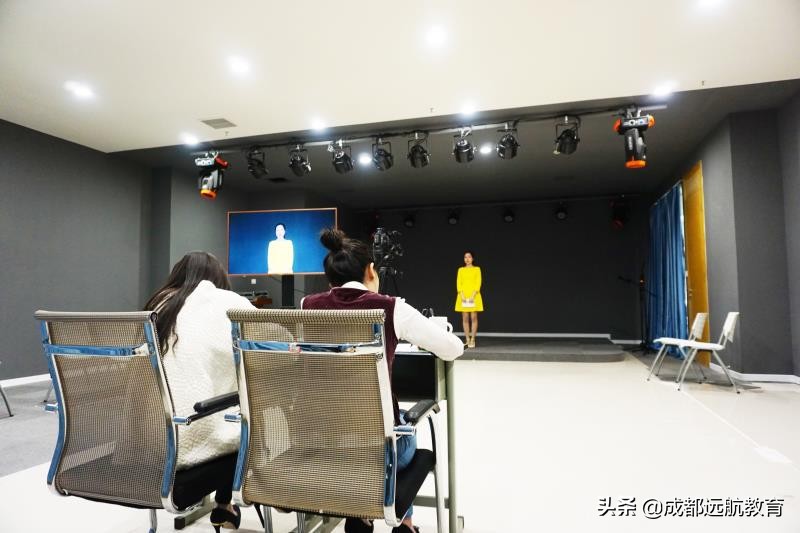 播音主持练习气息的训练方法视频,浅谈主持人如何掌握播音技巧