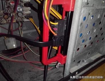 自己组装电脑最详细的教程,组装电脑装机