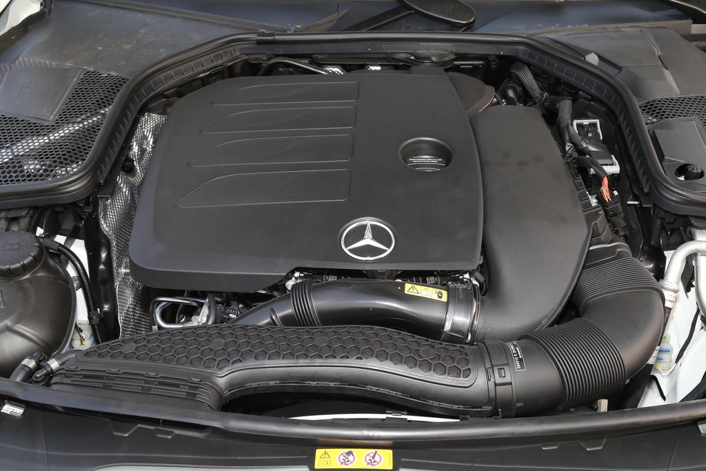 2021款奔驰c级200l时尚运动版试驾,奔驰c级2010款c200cgi测评