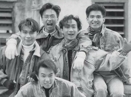 做绿叶的事业——叶世荣