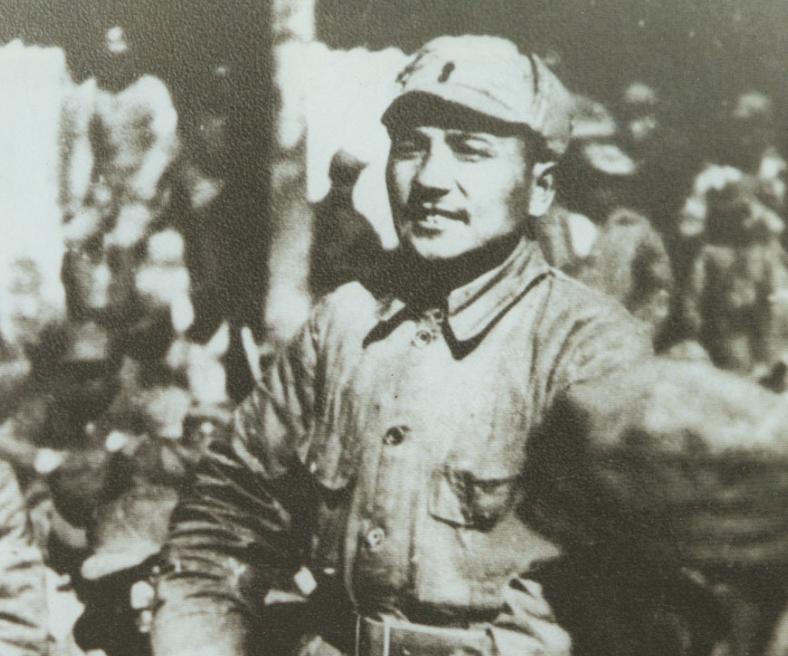 55年大授衔，如果*小平邓**参加，能获得什么军衔？排在第几位？