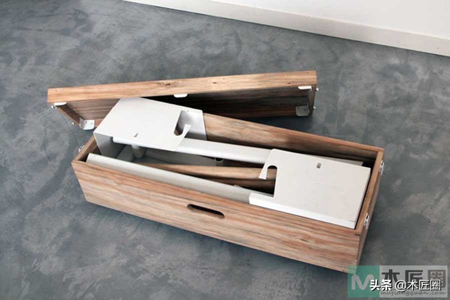 AraraNomade便携式衣架，简单的收起来，提上就走