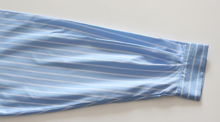 刘涛同款条纹衬衫V领毛衣假两件！彰显女人精炼贵气的独特魅力