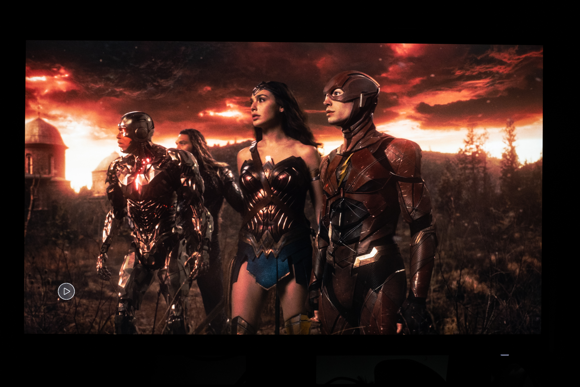 修图显示器2k好还是4k好,4k修图剪辑视频显示器