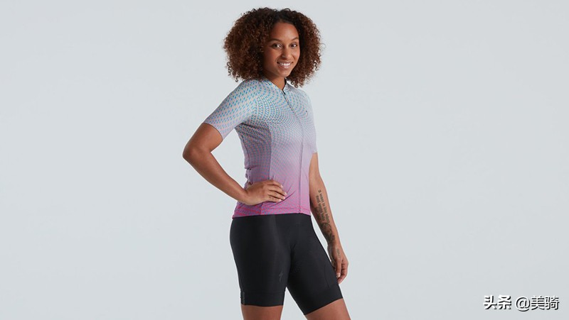 推荐一款好看的四季骑行服,有哪些好看的骑行服女生