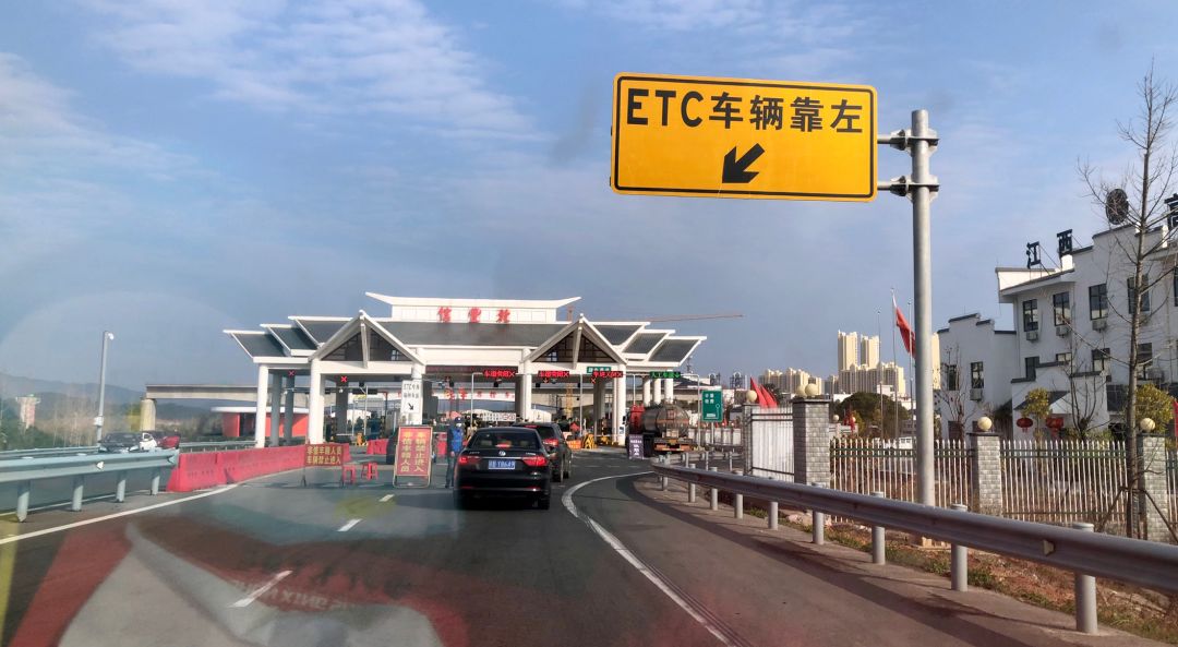 武汉九江漂流,九江三叠泉漂流视频