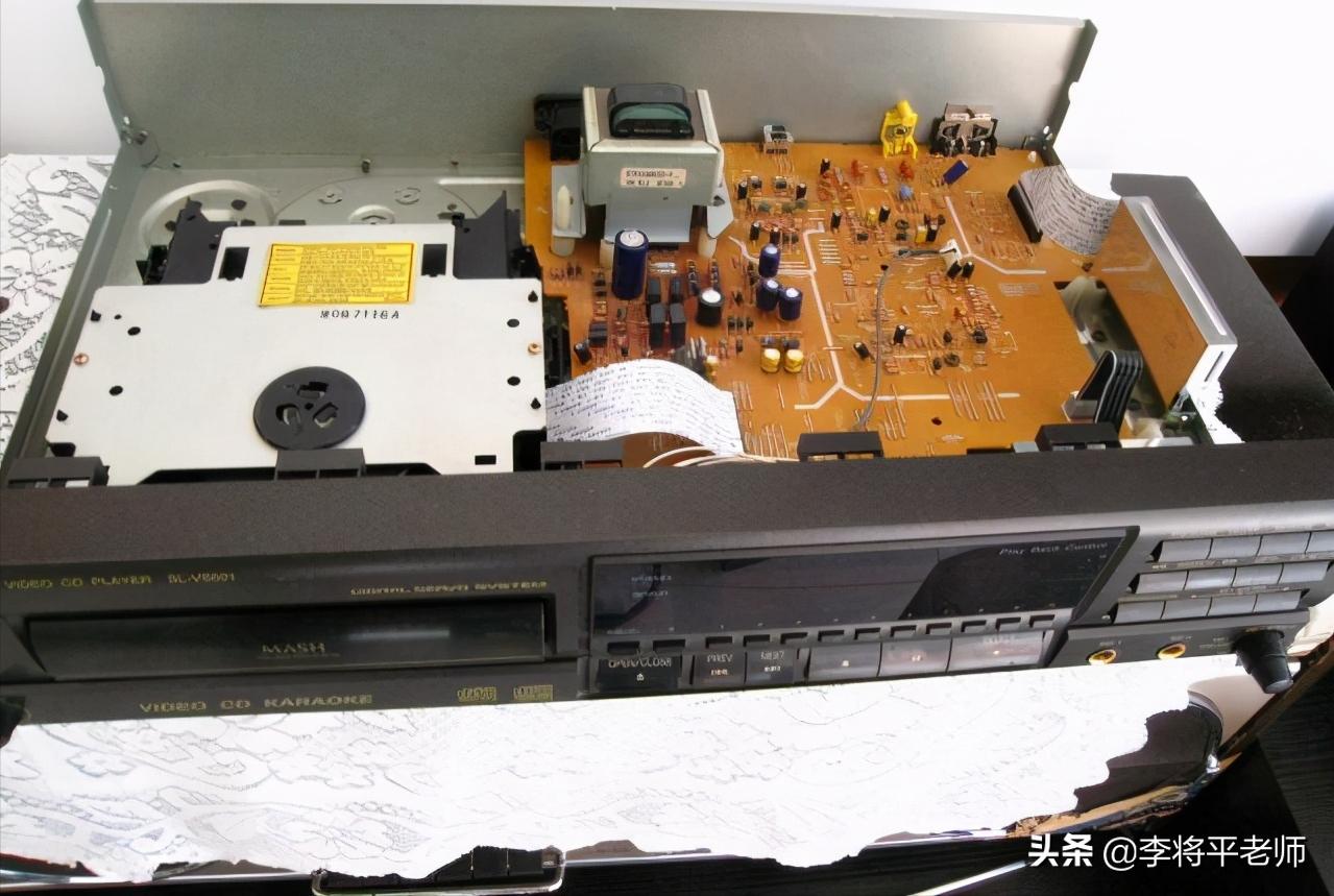 中国人发明vcd吗,中国40年前造芯片