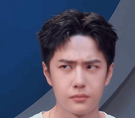 “扫娘风暴”效果显著，蓄胡须、秀肌肉、短发，小鲜肉终于不鲜了