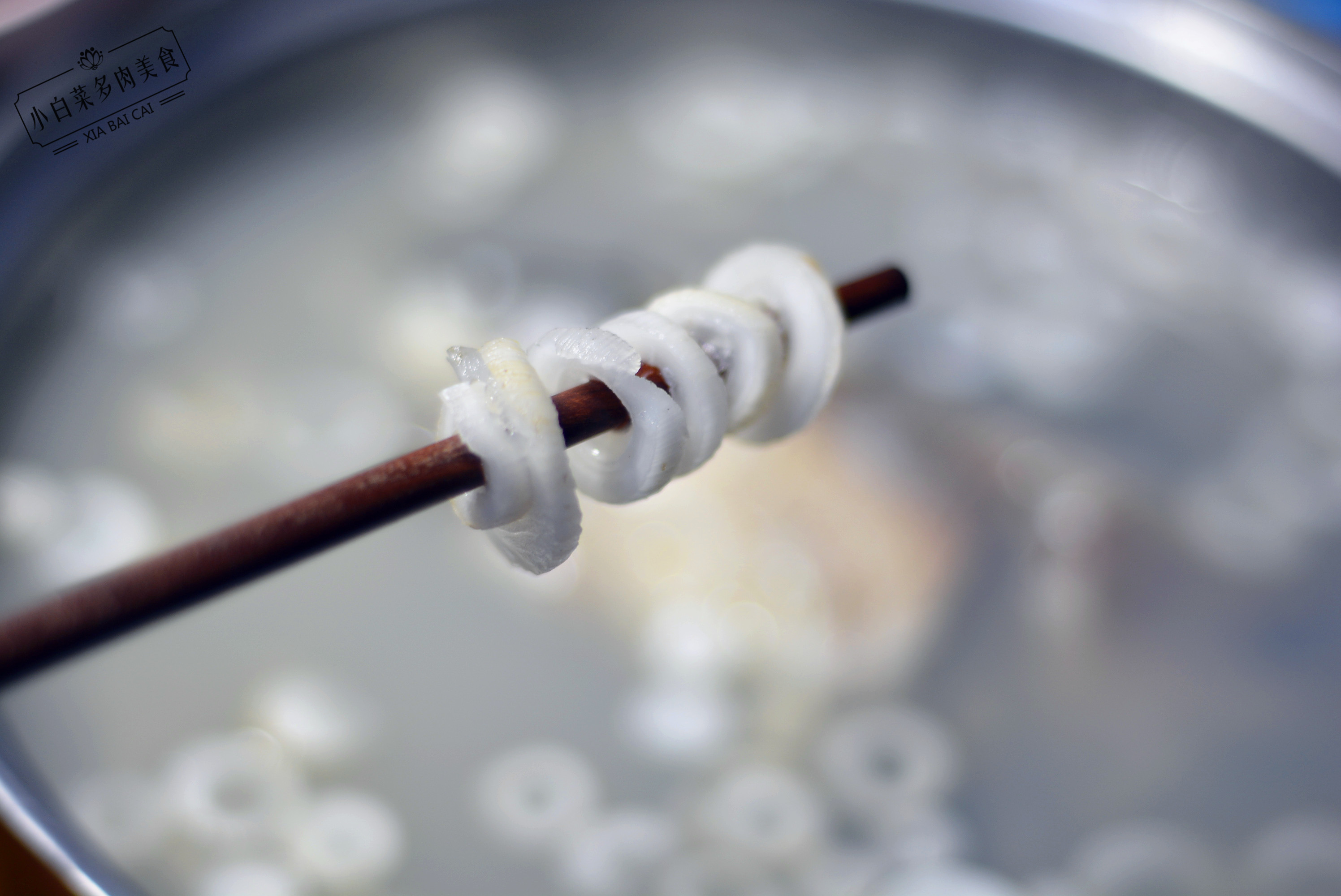 婆婆花5元钱给我买早餐,婆婆花了20块钱煮的水煮鱼