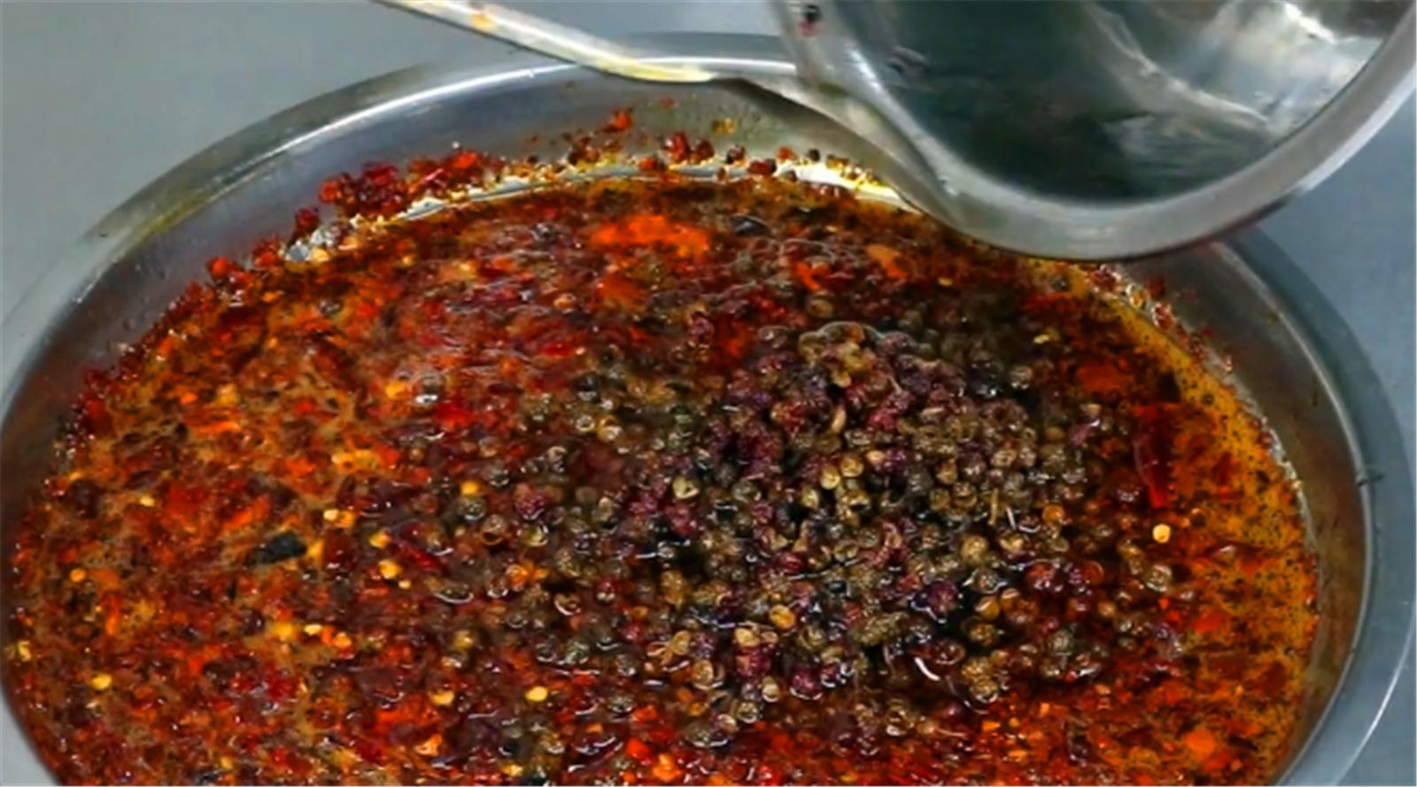 鸭货专业调料配方解密,厨师长湘菜啤酒鸭正宗的做法