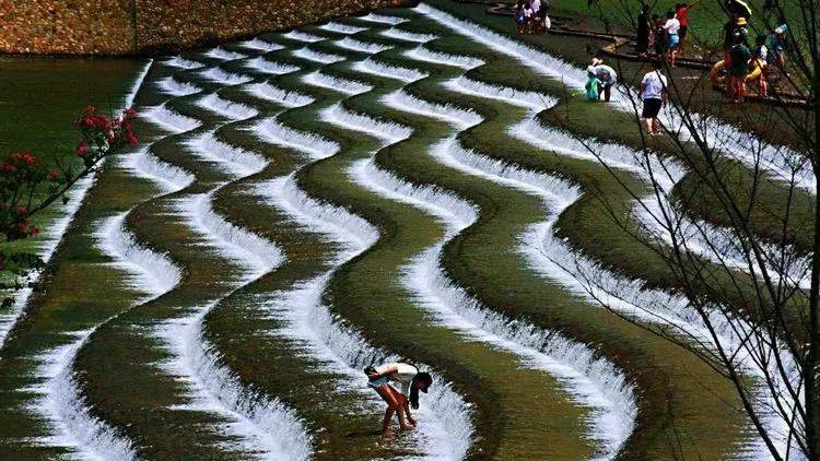 绍兴新昌梯田瀑布,浙江绍兴新昌瀑布