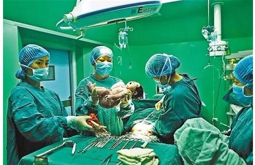 助产士的角色,产房中助产士工作分享