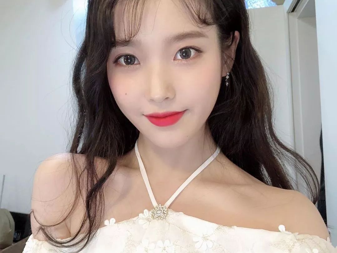 化妆一小时脱妆两分钟,化妆必备的定妆散粉