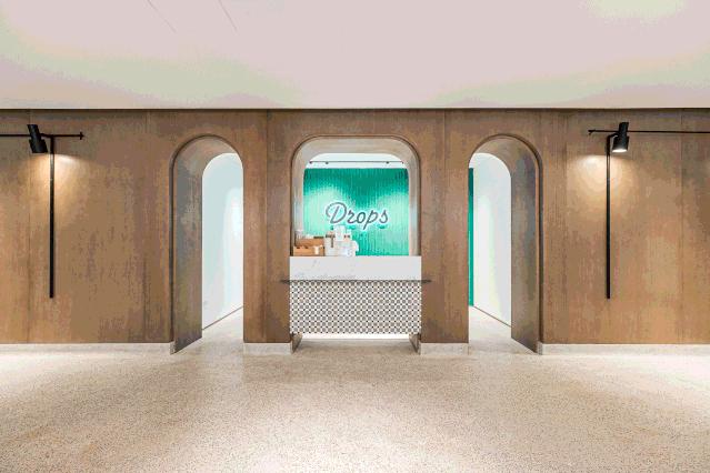 武康大楼和思南公馆哪个好,对比上海与武汉的武康大楼