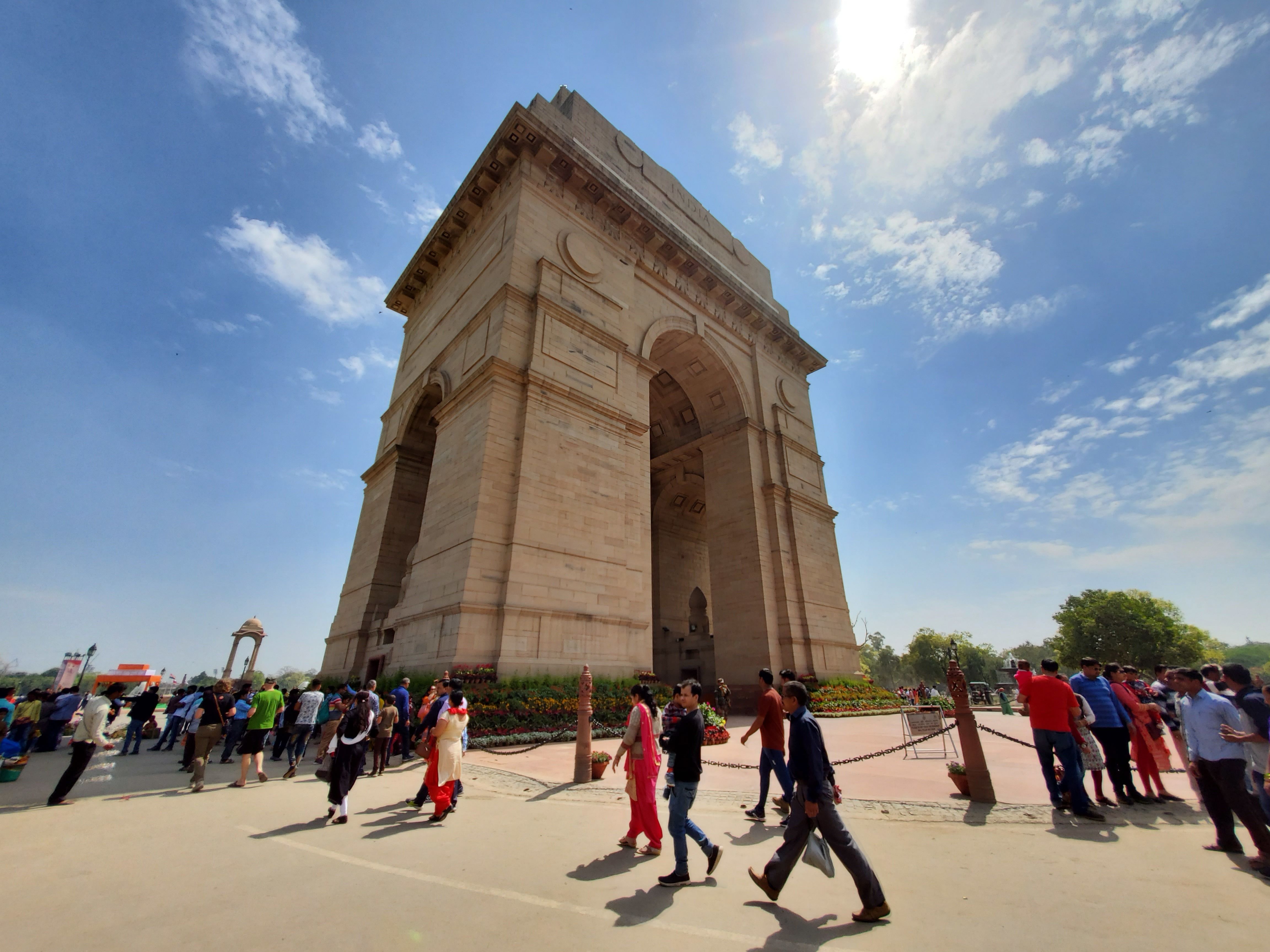 三星s10+现在还值得买吗,三星s10+目前还值得买吗