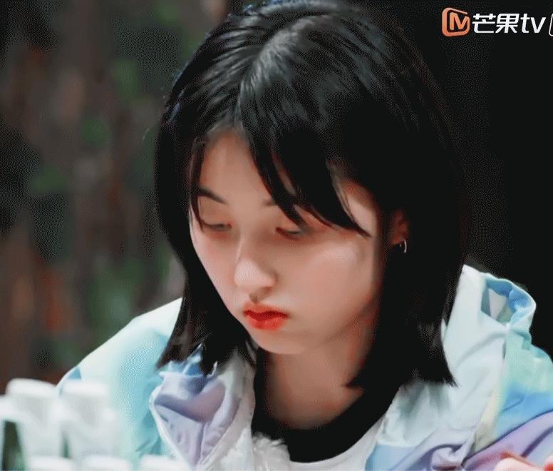 张子枫是如何成为国民妹妹,张子枫演的那个小女孩是什么