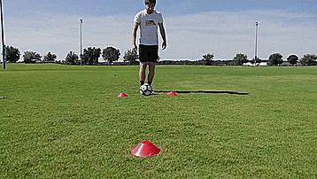 篮球过人训练方法,背身过人足球训练方法