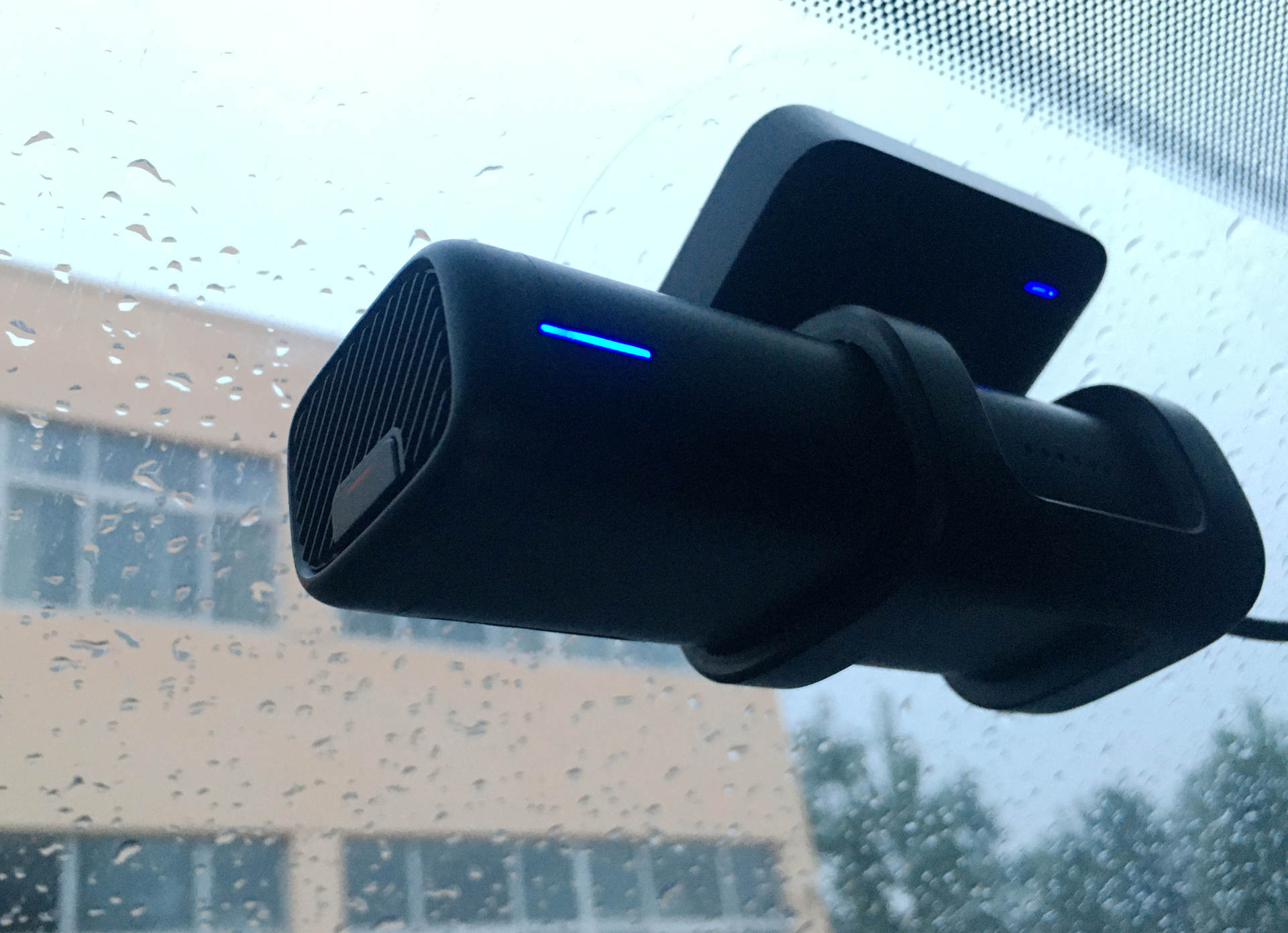 盘点那些好用的车载用品,老车必备七款实用汽车用品