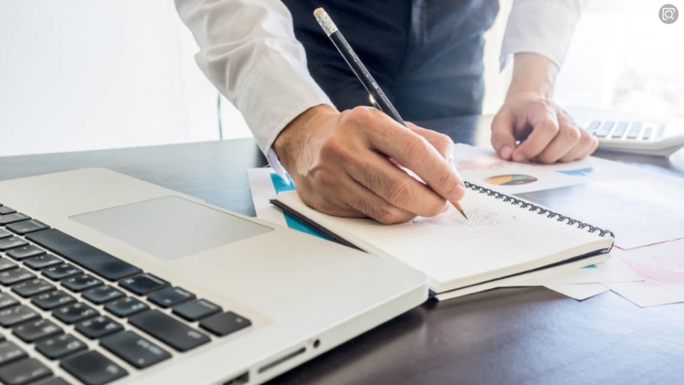 九淘大数据分享今日干货：教育行业高点击率的竞价创意！送你！