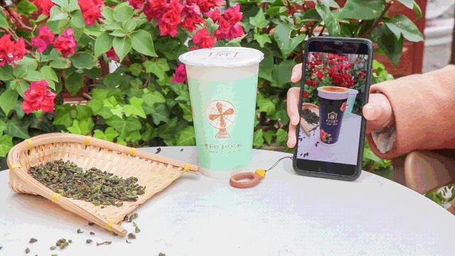 会喷火的“炙烤奶茶”来台州了，敲碎了更好喝！