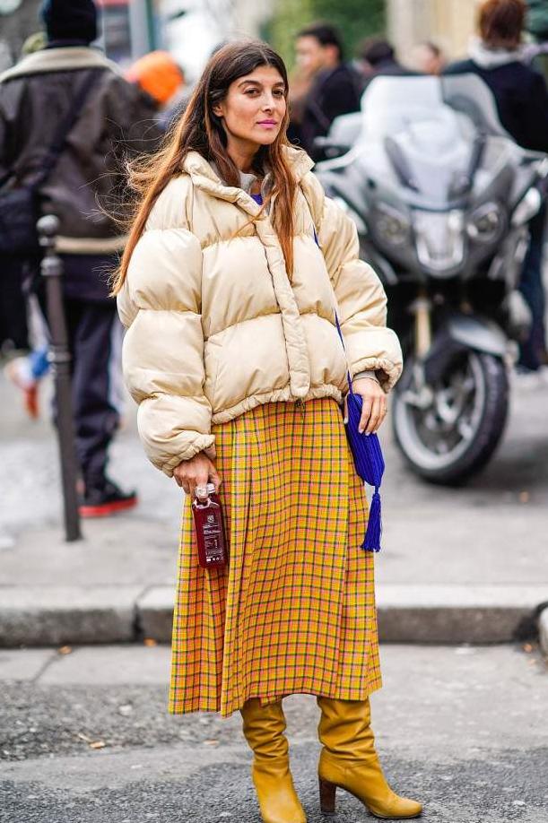 羽绒服穿上“不时髦”，时尚博主教你3招破解，洋气上档次